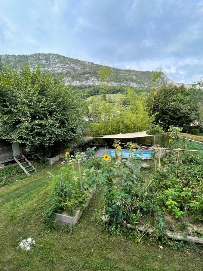 Le Refuge De Chaparon Appartement Lathuile Buitenkant foto